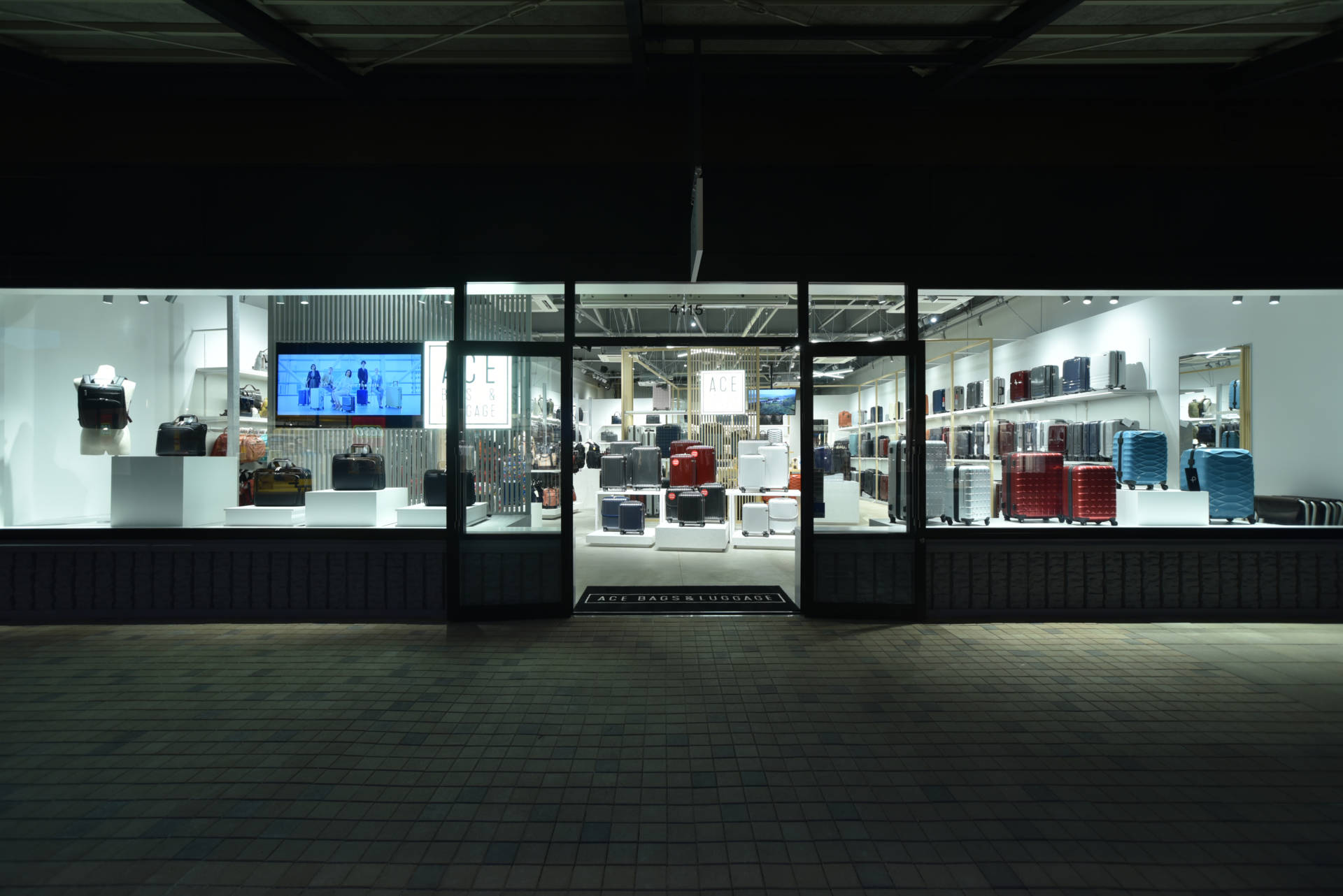 埼玉県・ACE BAGS&LUGGAGE